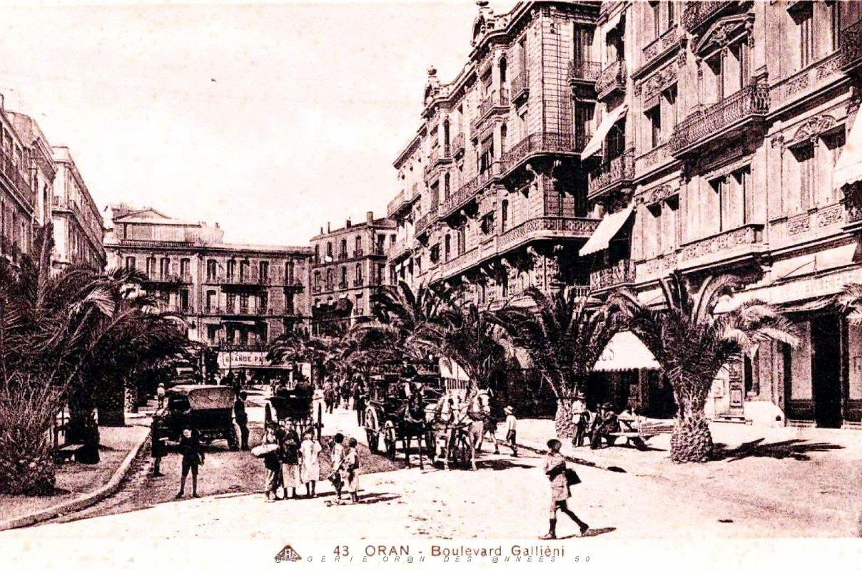 Oran - Boulevard Gallieni.jpg